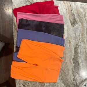 5 pair lululemon leggings